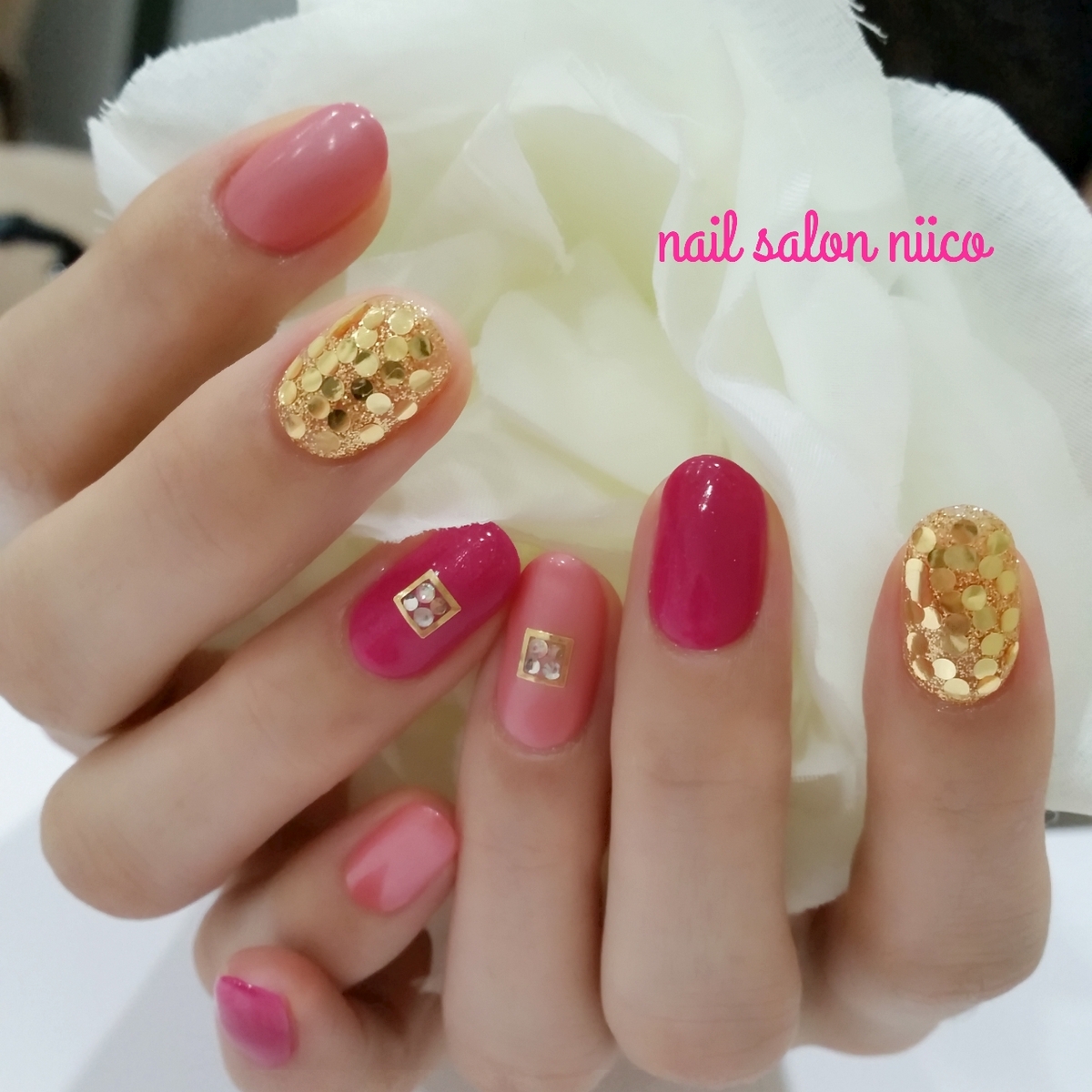 14秋ネイル ピンク キラキラゴールド 江東区 錦糸町 亀戸でおすすめのネイルサロン Nail Salon Niico